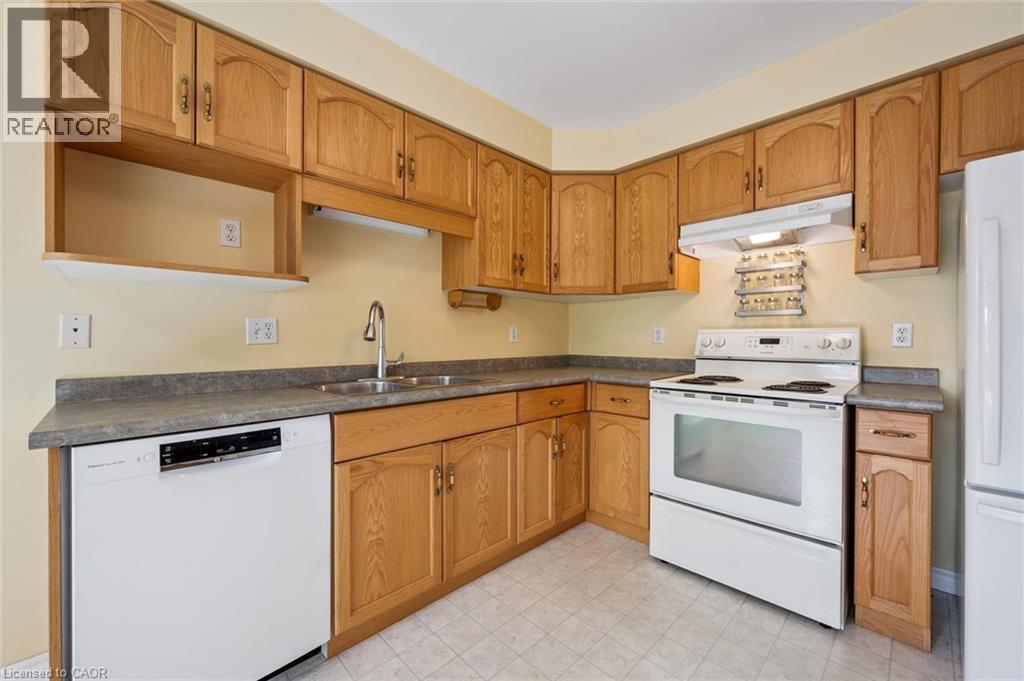 












46 TERRAVIEW Crescent

,
Guelph,




Ontario
N1G5E9


