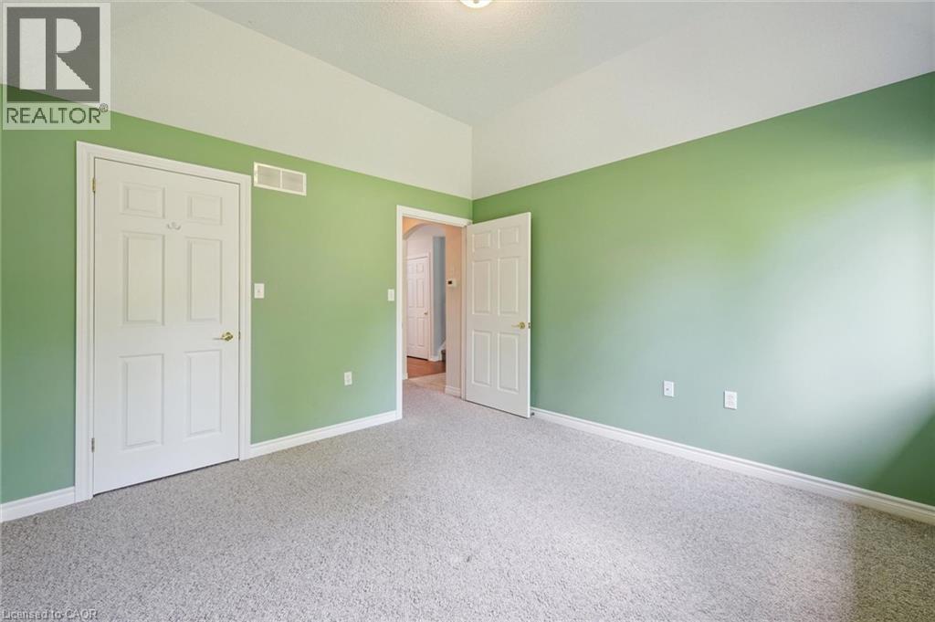 












46 TERRAVIEW Crescent

,
Guelph,




Ontario
N1G5E9


