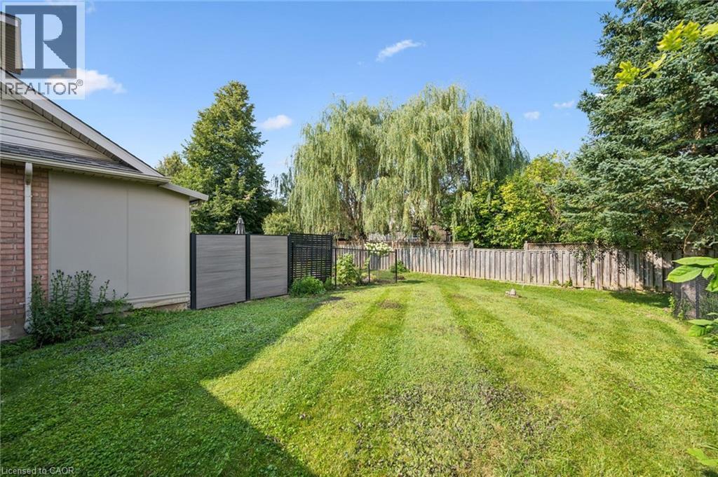 












46 TERRAVIEW Crescent

,
Guelph,




Ontario
N1G5E9

