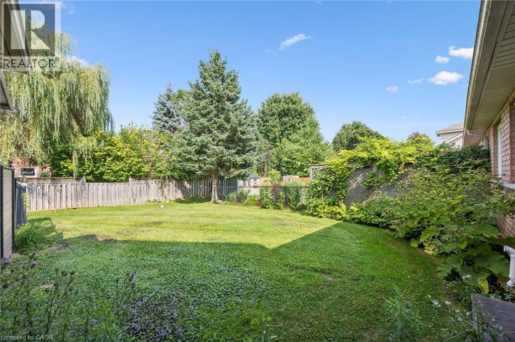 












46 TERRAVIEW Crescent

,
Guelph,




Ontario
N1G5E9

