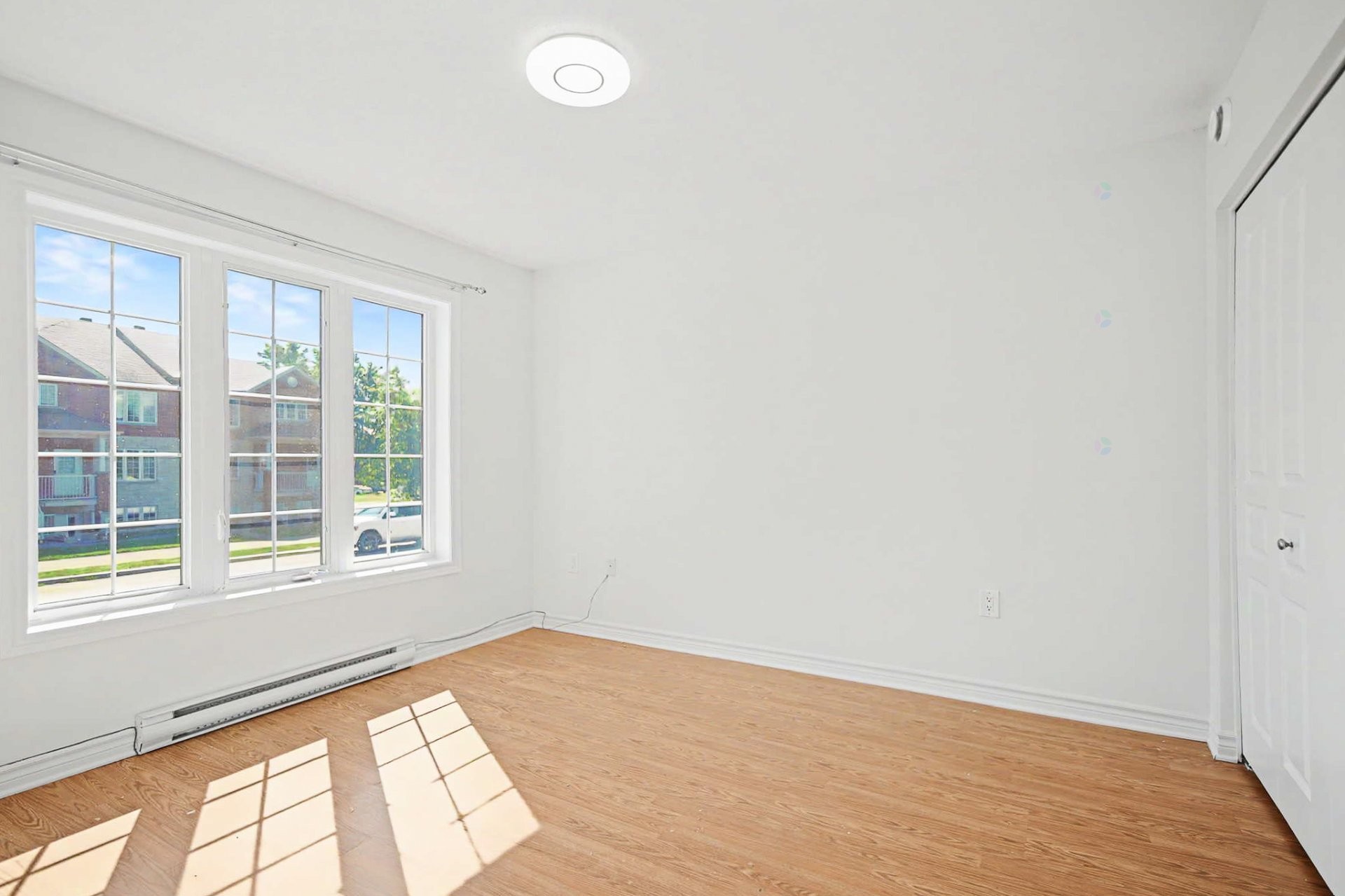 









20


Rue du Conservatoire

, 2,
Gatineau (Aylmer),




QC
J9J0B5

