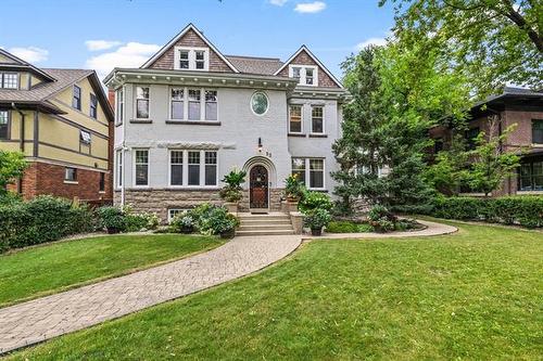 Featured Listing Photo 