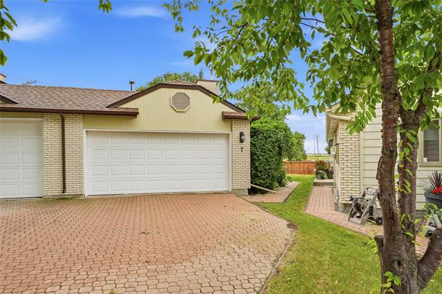 









6645


Roblin

BLVD, 7,
Winnipeg,




MB
R3R 3S4

