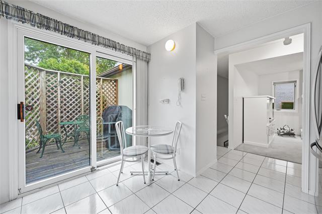 









6645


Roblin

BLVD, 7,
Winnipeg,




MB
R3R 3S4

