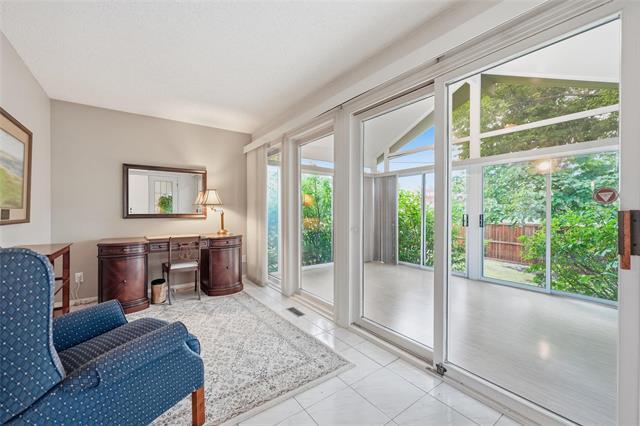 









6645


Roblin

BLVD, 7,
Winnipeg,




MB
R3R 3S4


