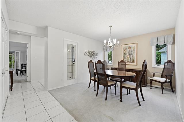 









6645


Roblin

BLVD, 7,
Winnipeg,




MB
R3R 3S4

