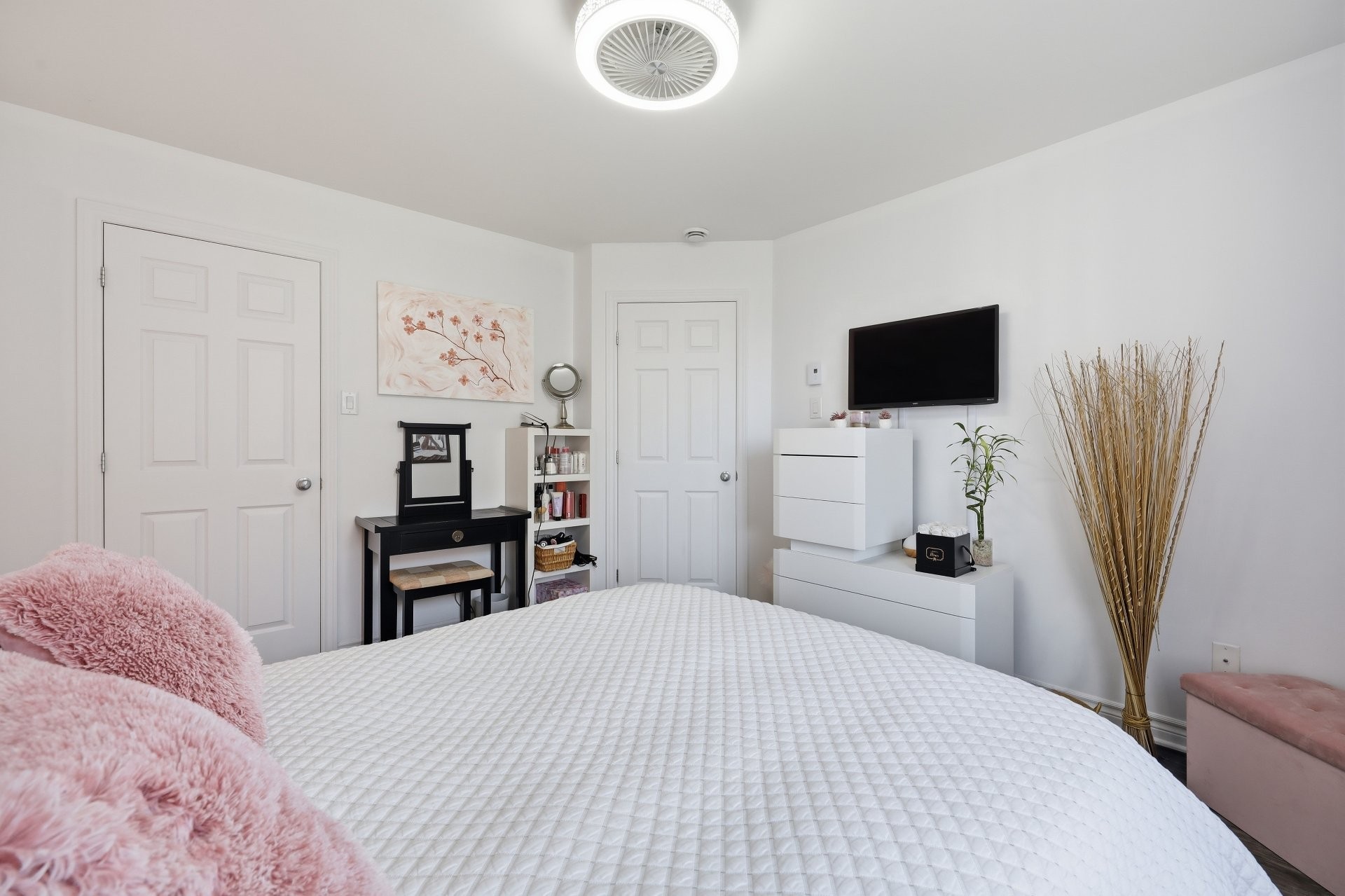 









3712


Boul. Gareau

,
Longueuil (Saint-Hubert),




QC
J3Y0M2

