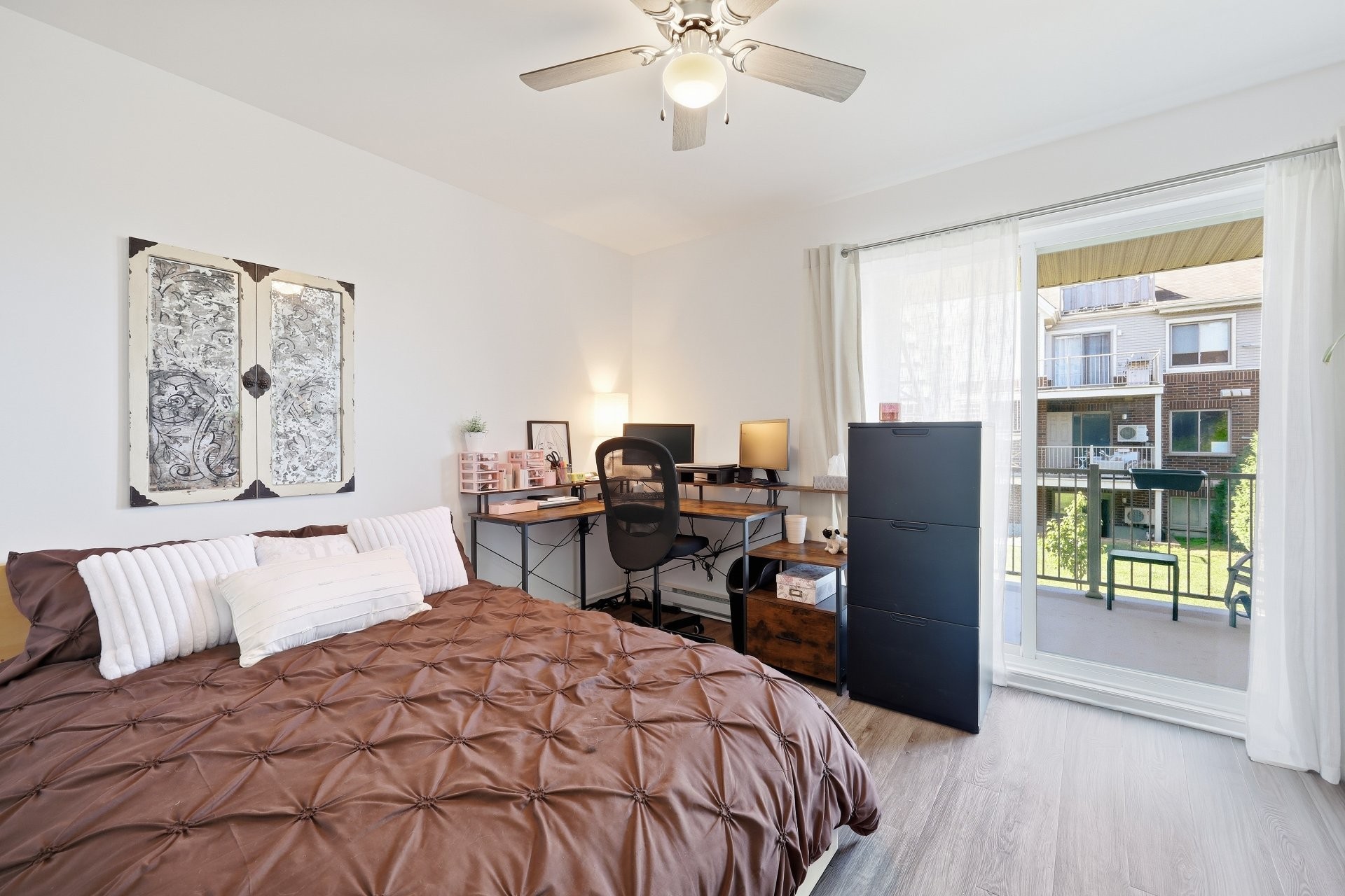 









3712


Boul. Gareau

,
Longueuil (Saint-Hubert),




QC
J3Y0M2

