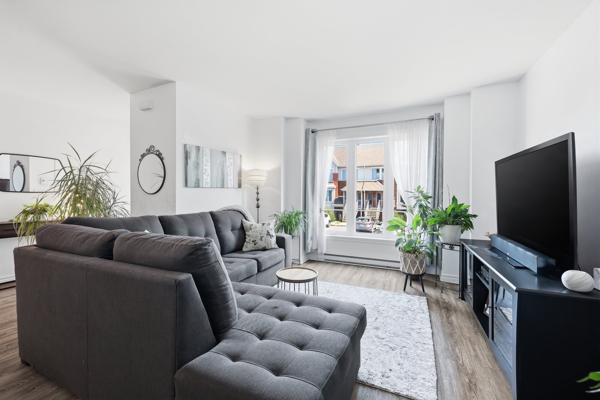 









3712


Boul. Gareau

,
Longueuil (Saint-Hubert),




QC
J3Y0M2

