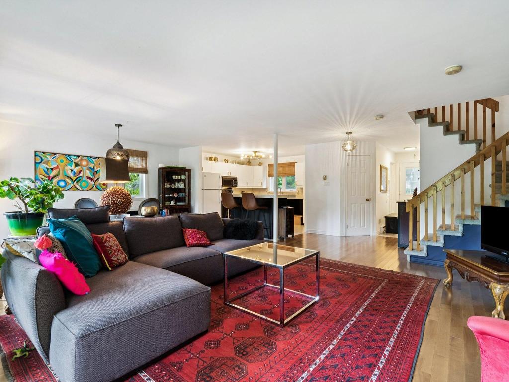 









280


Ch. du Mont-Loup-Garou

, 31,
Sainte-Adèle,




QC
J8B3C7

