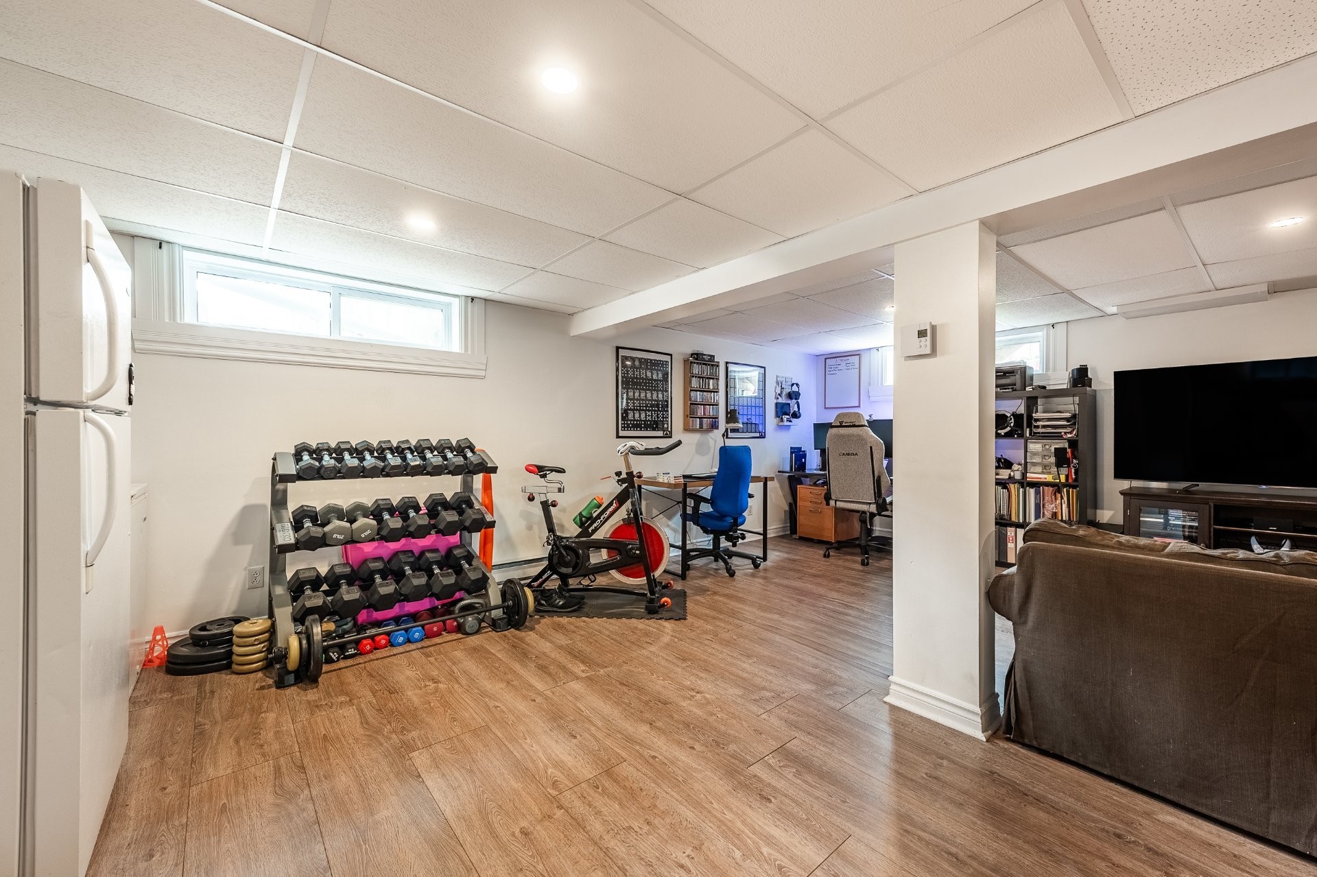 









3757


Rue Lévesque

,
Longueuil (Saint-Hubert),




QC
J3Y8C9

