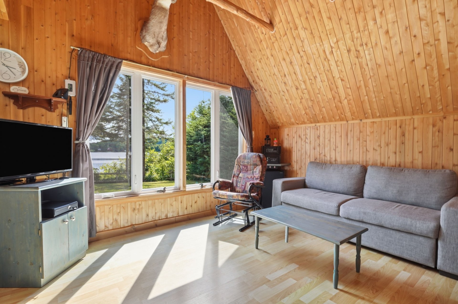 









42


Ch. du Lac-Allet

,
Kiamika,




QC
J0W1G0

