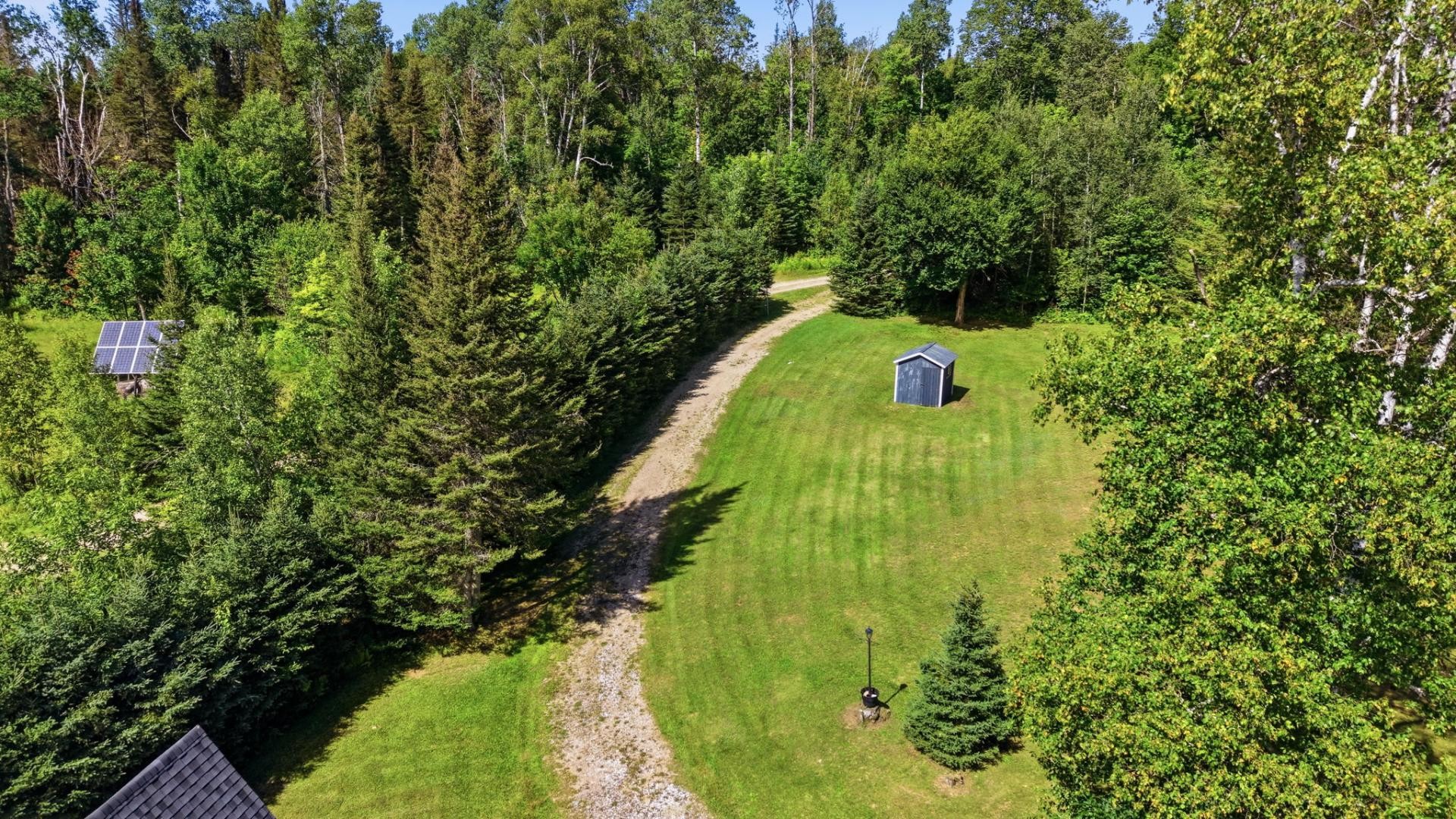









42


Ch. du Lac-Allet

,
Kiamika,




QC
J0W1G0

