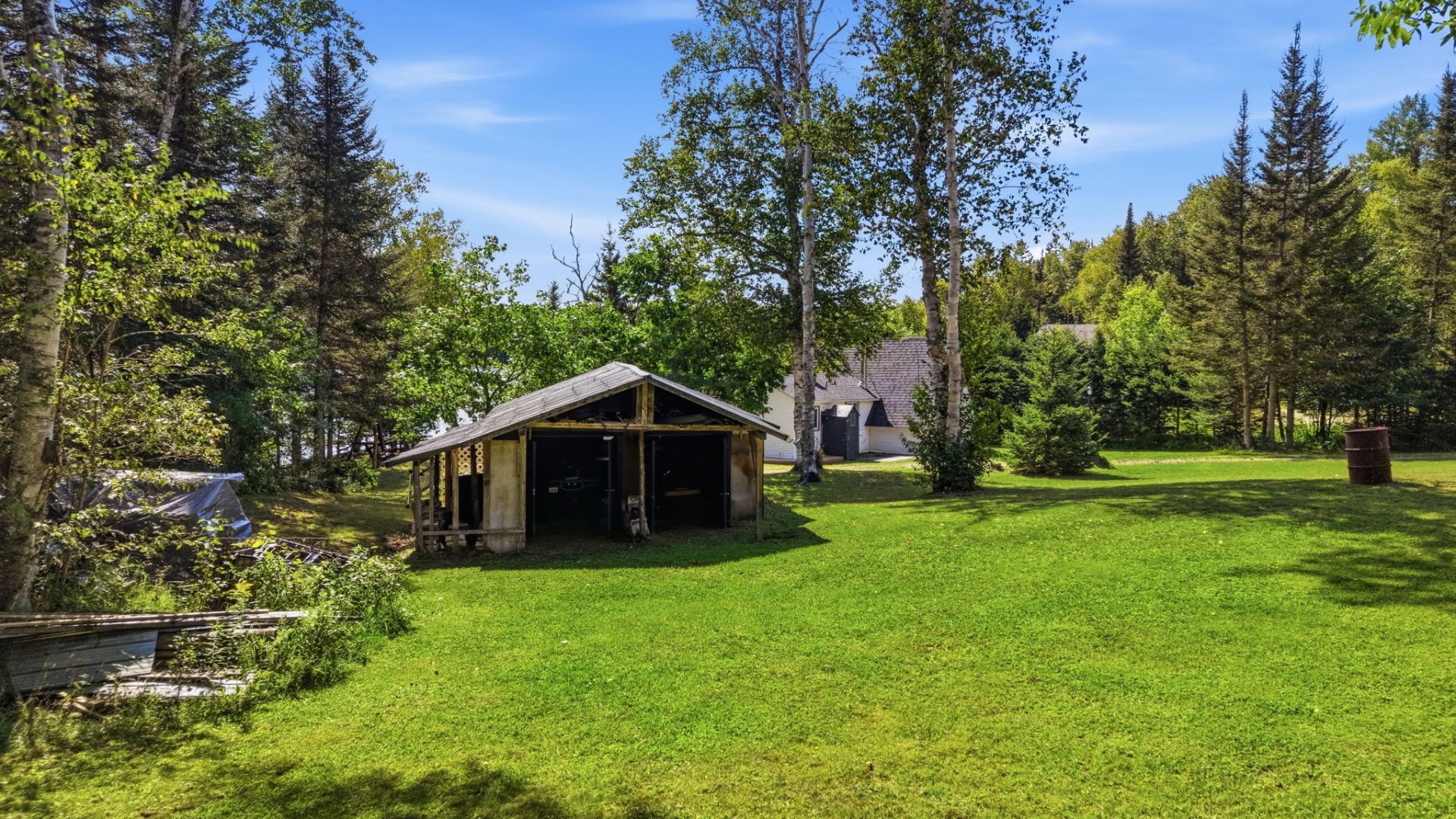 









42


Ch. du Lac-Allet

,
Kiamika,




QC
J0W1G0

