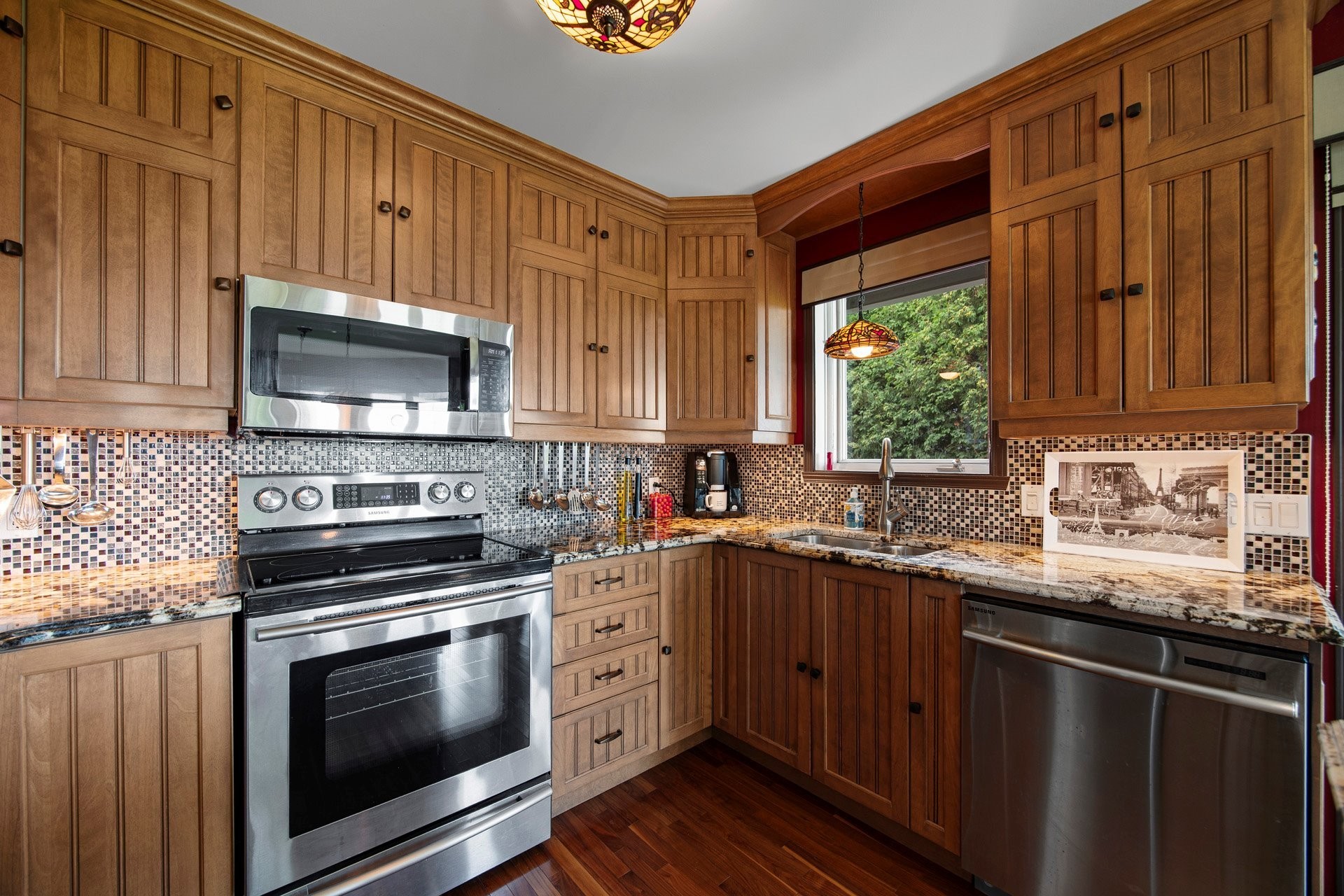 









110


38e Avenue S.

,
Saint-Zotique,




QC
J0P1Z0

