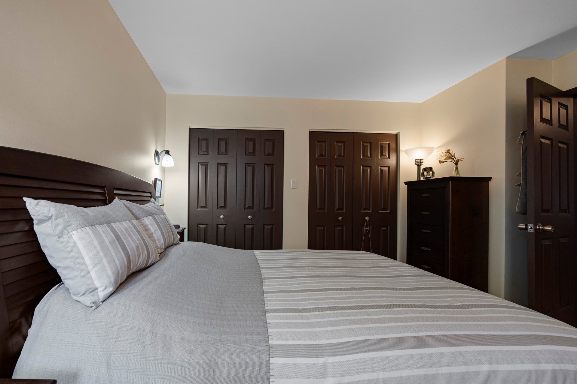 









110


38e Avenue S.

,
Saint-Zotique,




QC
J0P1Z0

