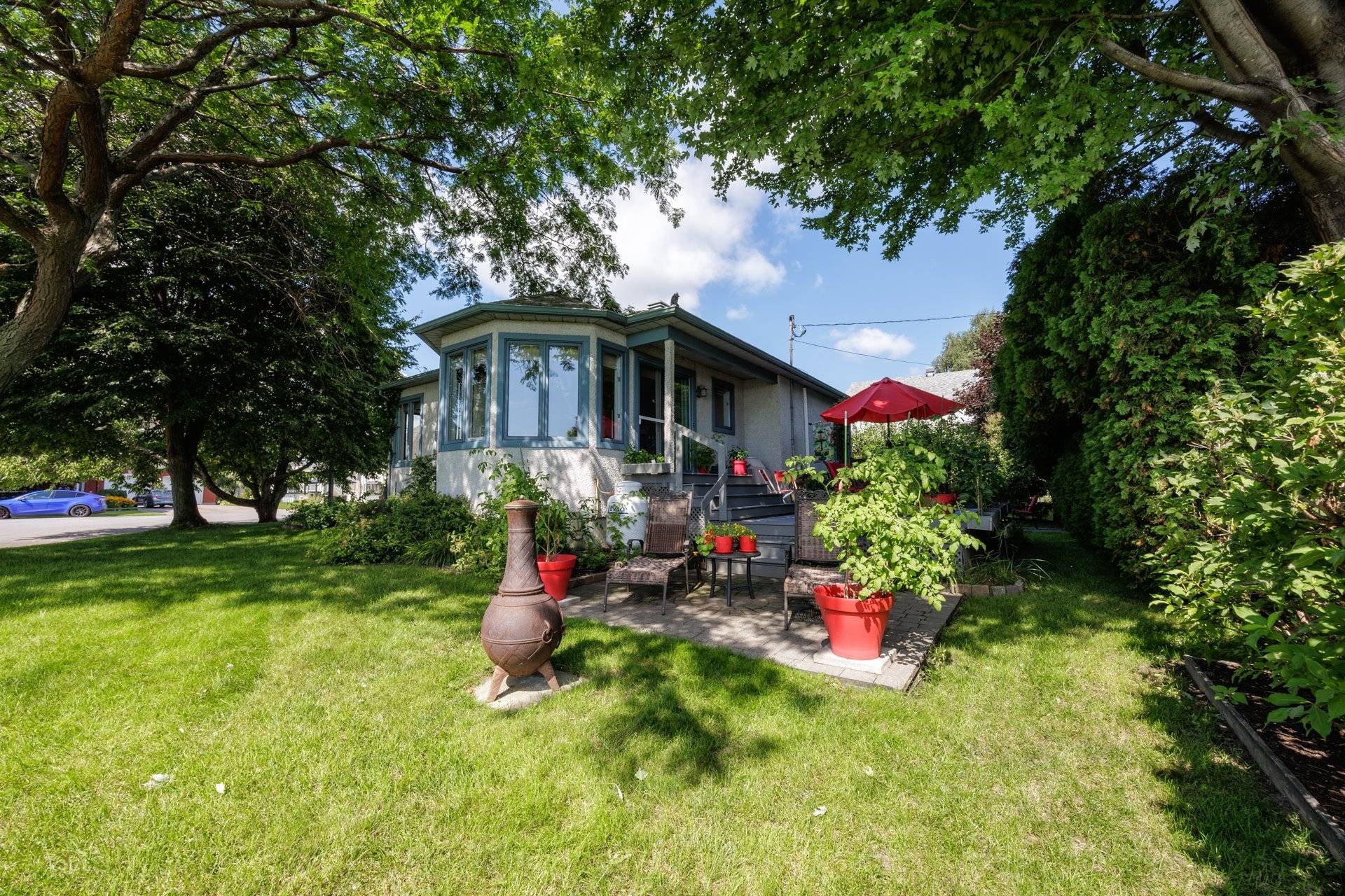 









110


38e Avenue S.

,
Saint-Zotique,




QC
J0P1Z0

