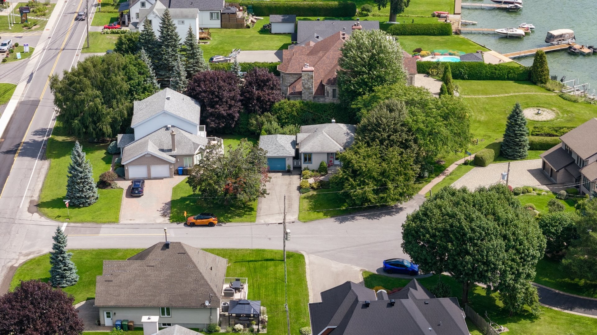 









110


38e Avenue S.

,
Saint-Zotique,




QC
J0P1Z0

