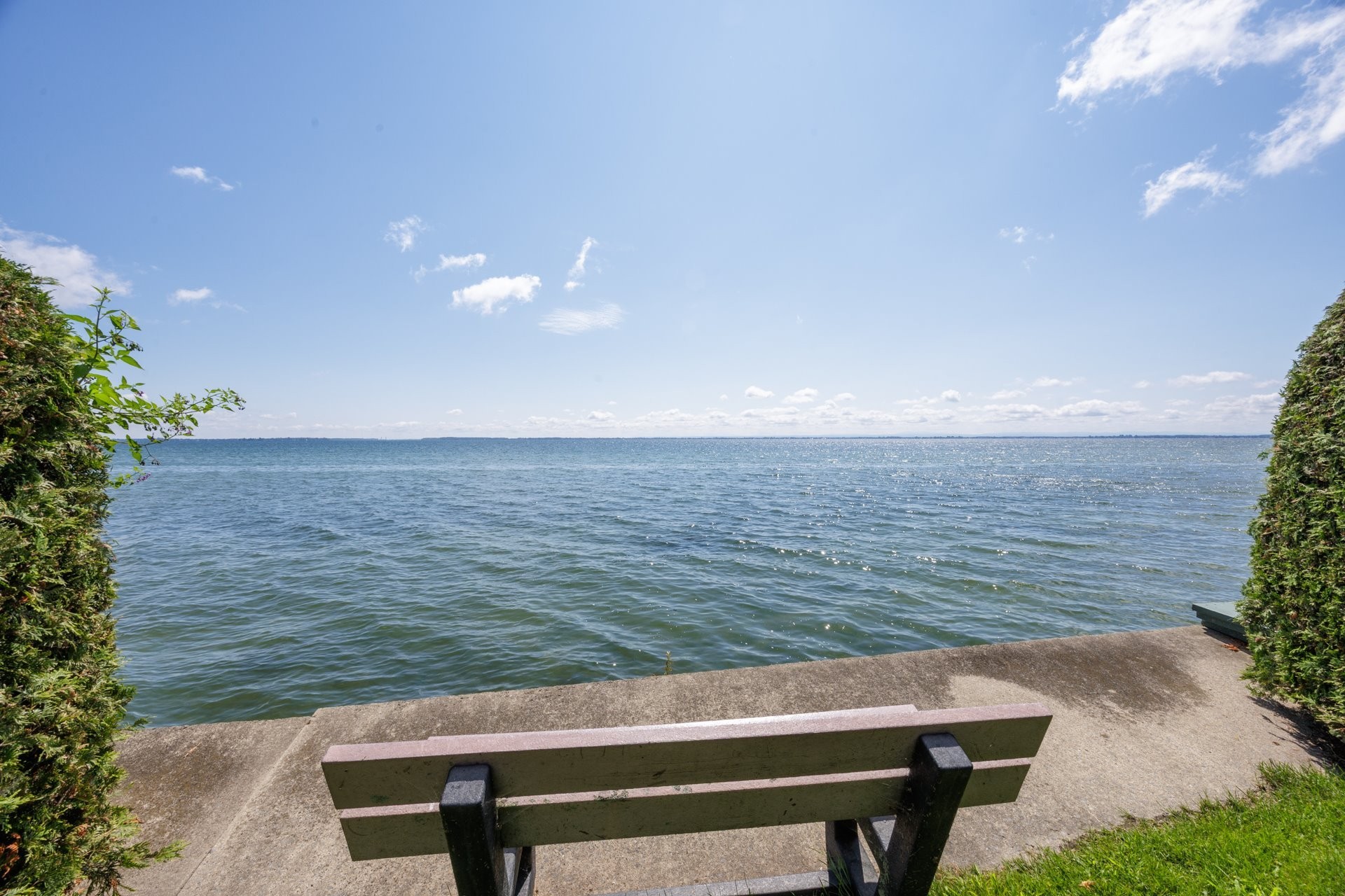 









110


38e Avenue S.

,
Saint-Zotique,




QC
J0P1Z0

