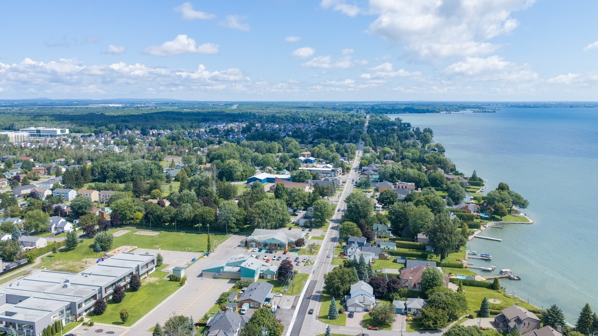 









110


38e Avenue S.

,
Saint-Zotique,




QC
J0P1Z0

