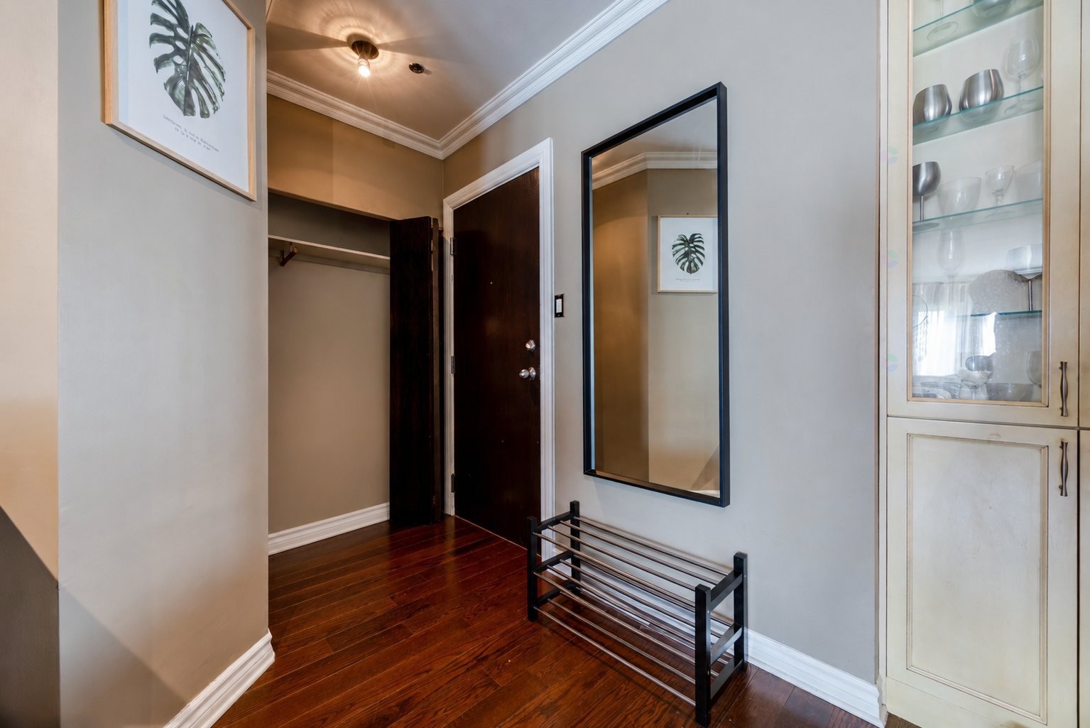 









1455


Rue St-Jacques

, 404,
Montréal (Ville-Marie),




QC
H3C1H3

