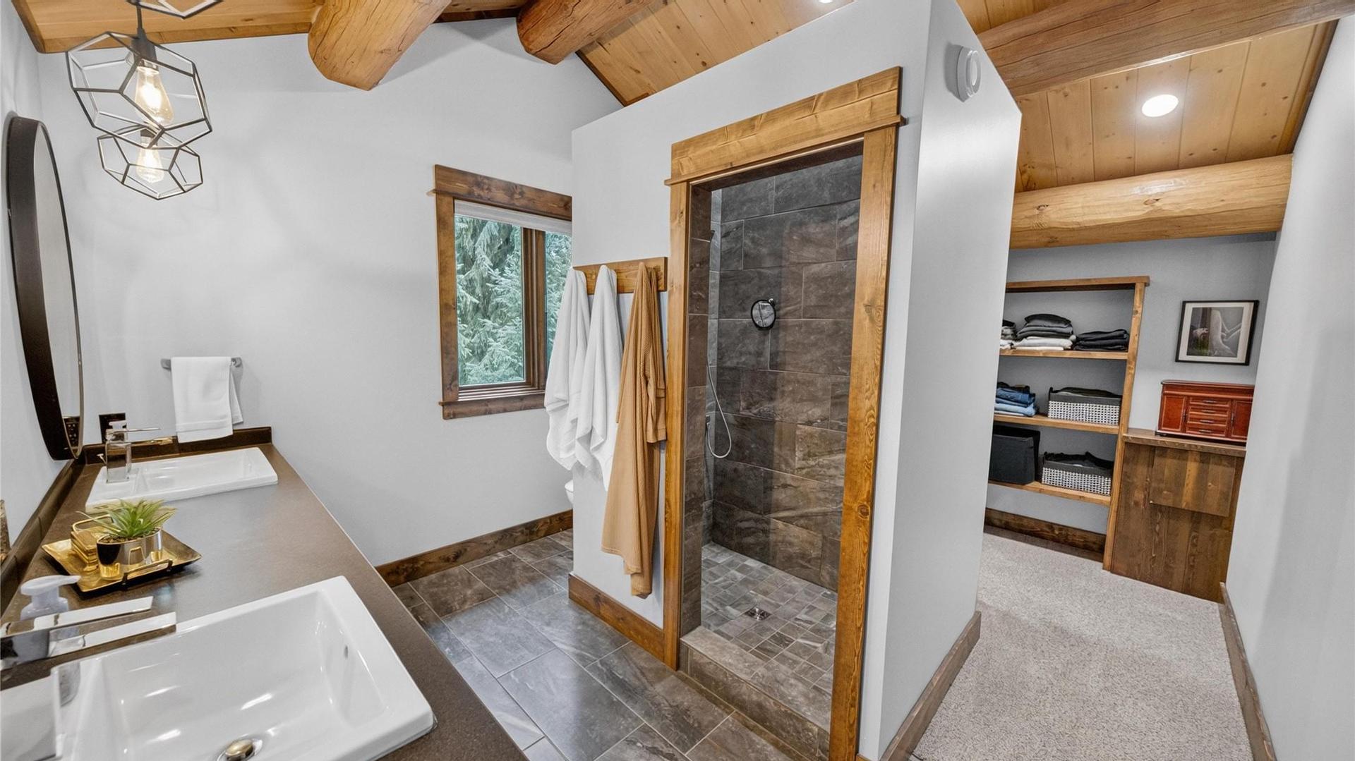 









3373


Mountain View

Court,
Jaffray,




BC
V0B 1T0


