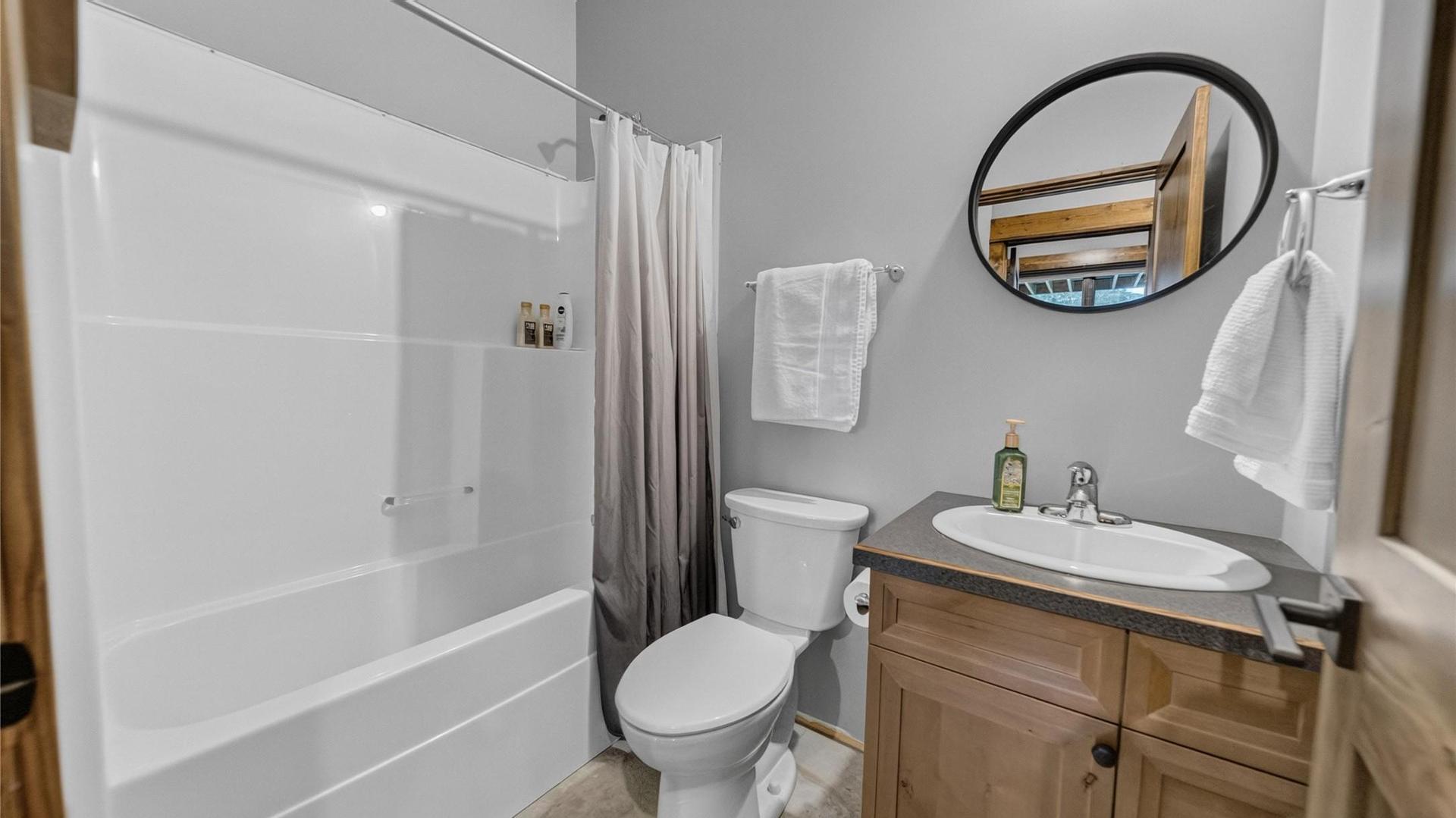 









3373


Mountain View

Court,
Jaffray,




BC
V0B 1T0


