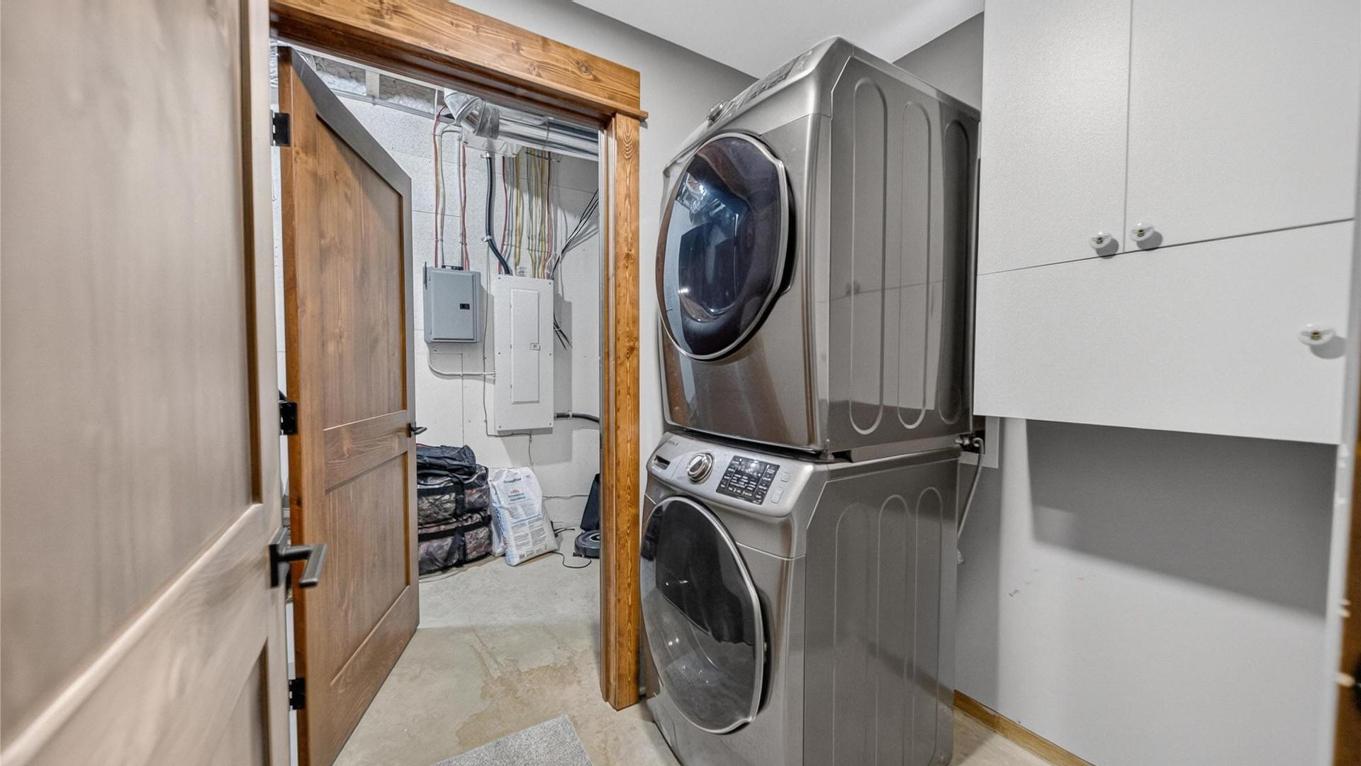









3373


Mountain View

Court,
Jaffray,




BC
V0B 1T0

