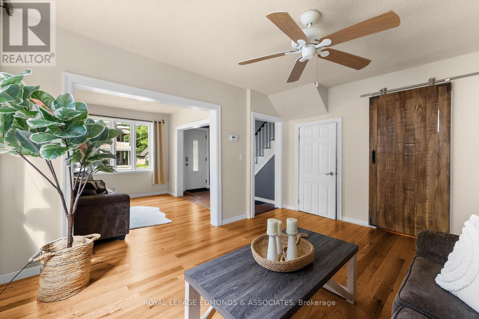 












594 ISABELLA STREET

,
Pembroke,




Ontario
K8A5V3

