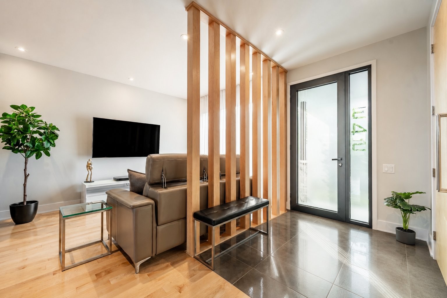 









345


Rue Narbonne

,
Sainte-Julie,




QC
J3E0E9

