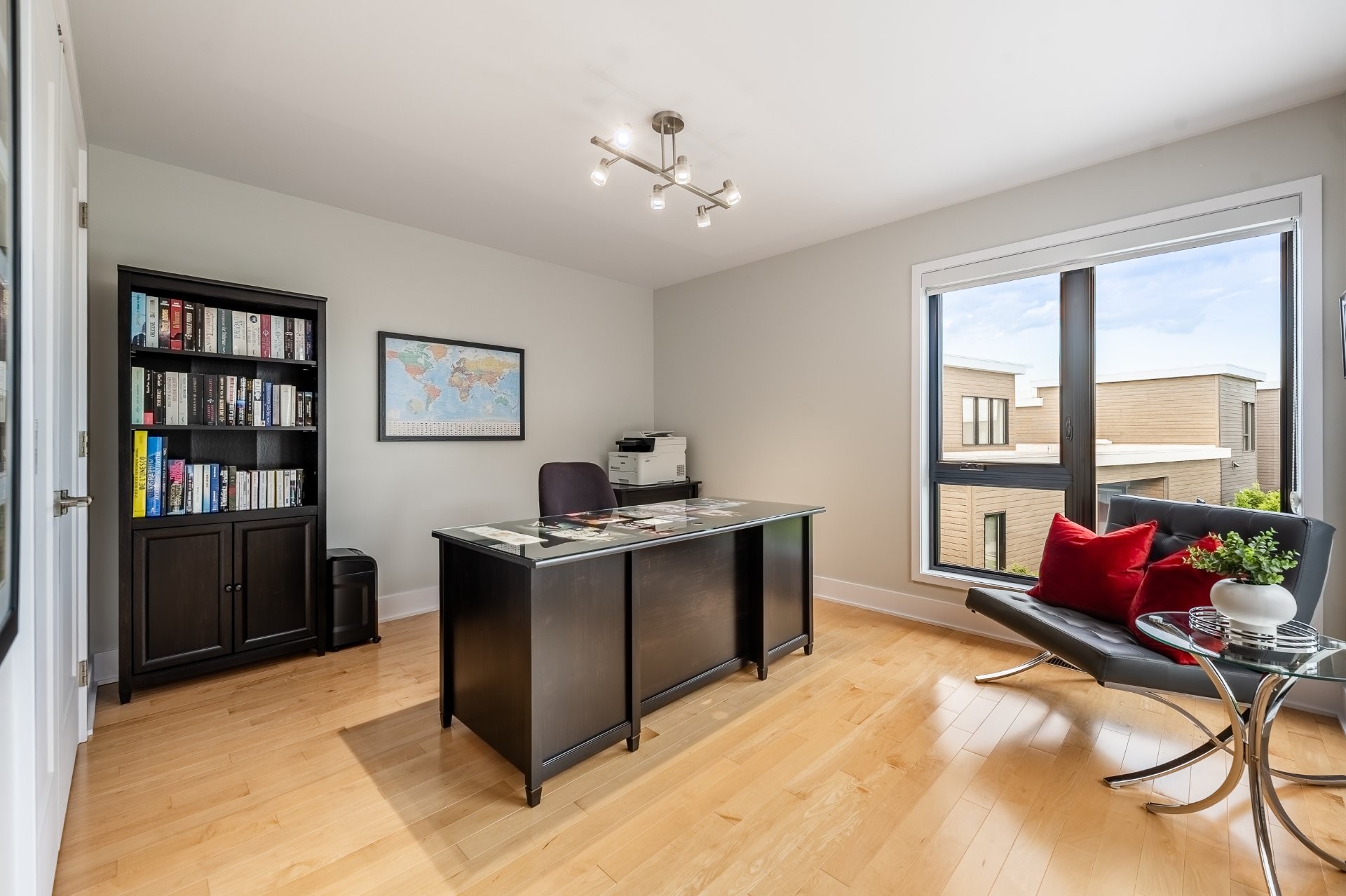 









345


Rue Narbonne

,
Sainte-Julie,




QC
J3E0E9

