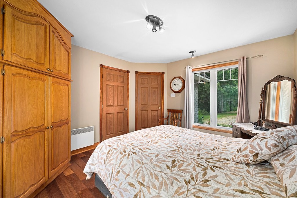 









41


Ch. MacCreadie

,
Otter Lake,




QC
J0X2P0

