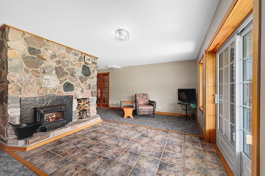 









41


Ch. MacCreadie

,
Otter Lake,




QC
J0X2P0

