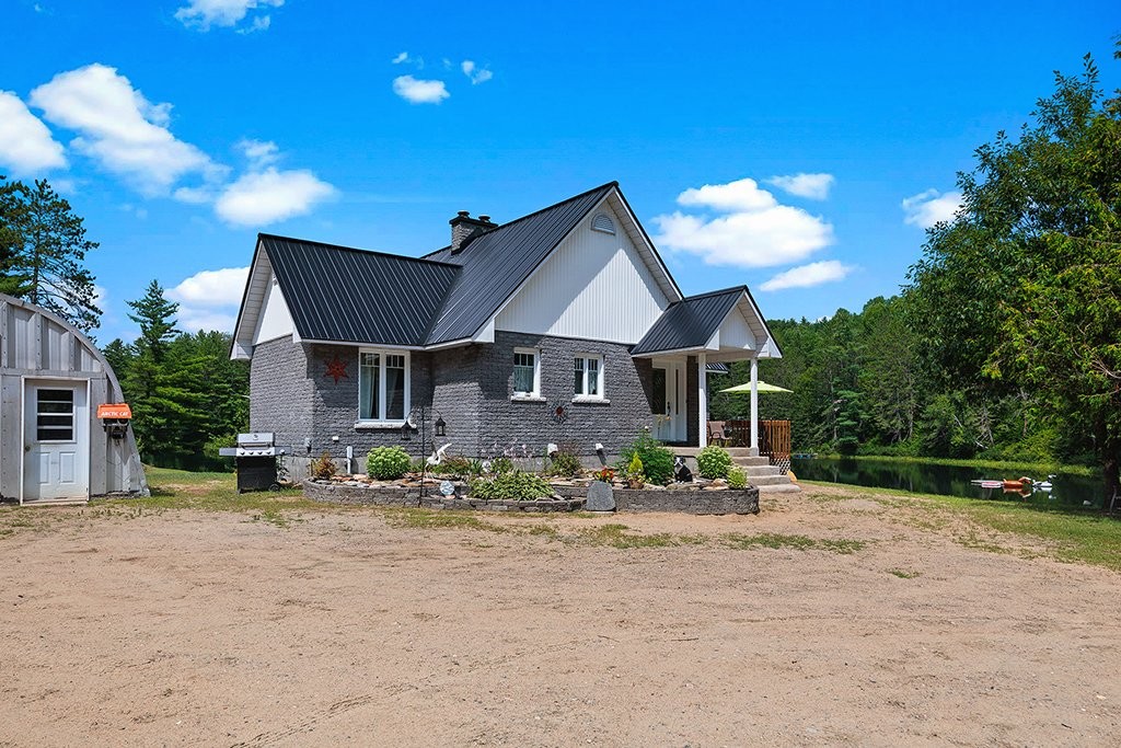 









41


Ch. MacCreadie

,
Otter Lake,




QC
J0X2P0

