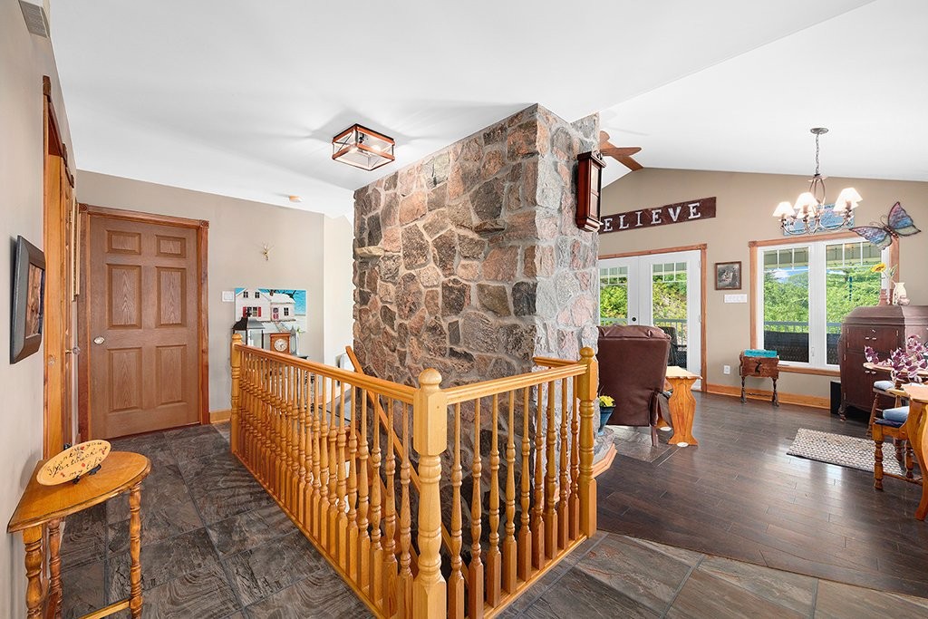









41


Ch. MacCreadie

,
Otter Lake,




QC
J0X2P0

