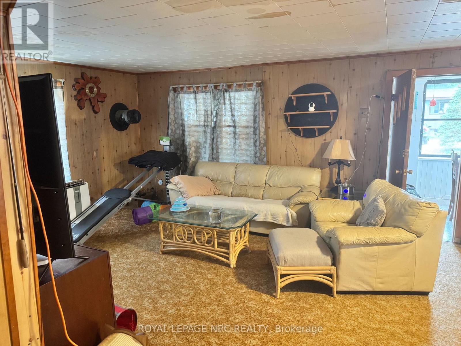 












3752 CRYSTAL BEACH DRIVE

,
Fort Erie (Crystal Beach),




Ontario
L0S1B0

