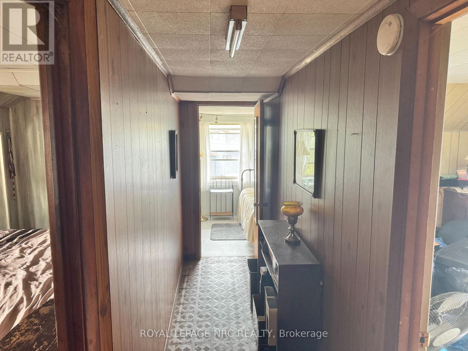 












3752 CRYSTAL BEACH DRIVE

,
Fort Erie (Crystal Beach),




Ontario
L0S1B0

