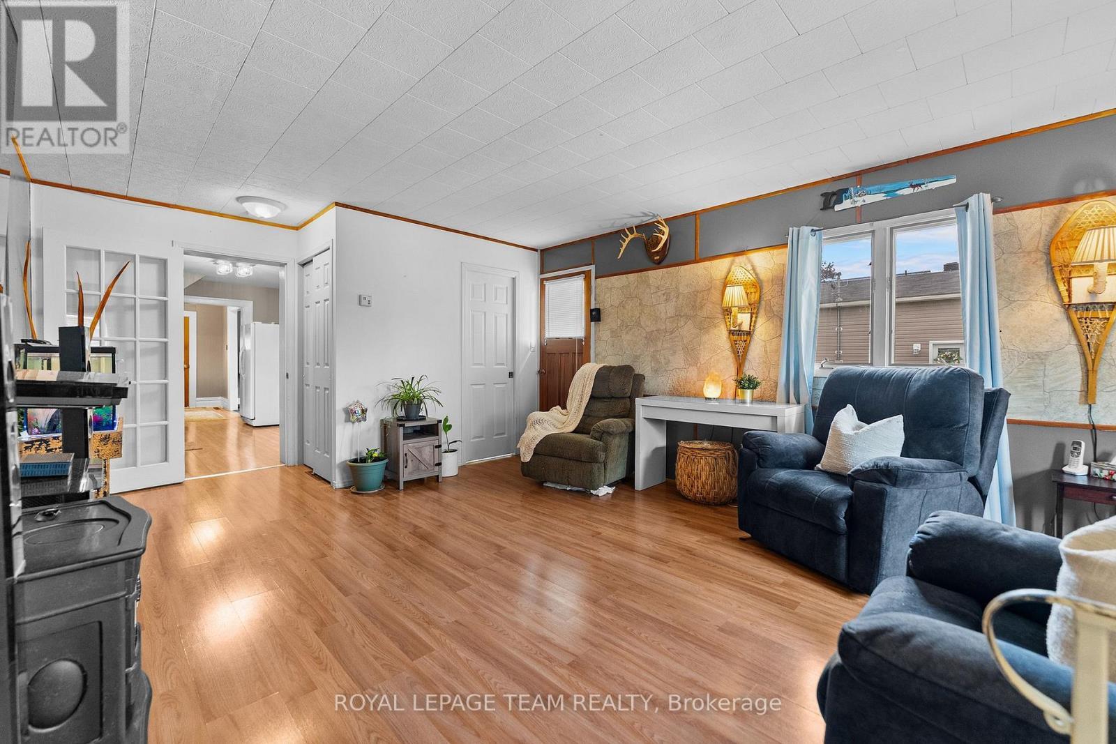 












80 BANK STREET S

,
Renfrew,




Ontario
K7V2E6

