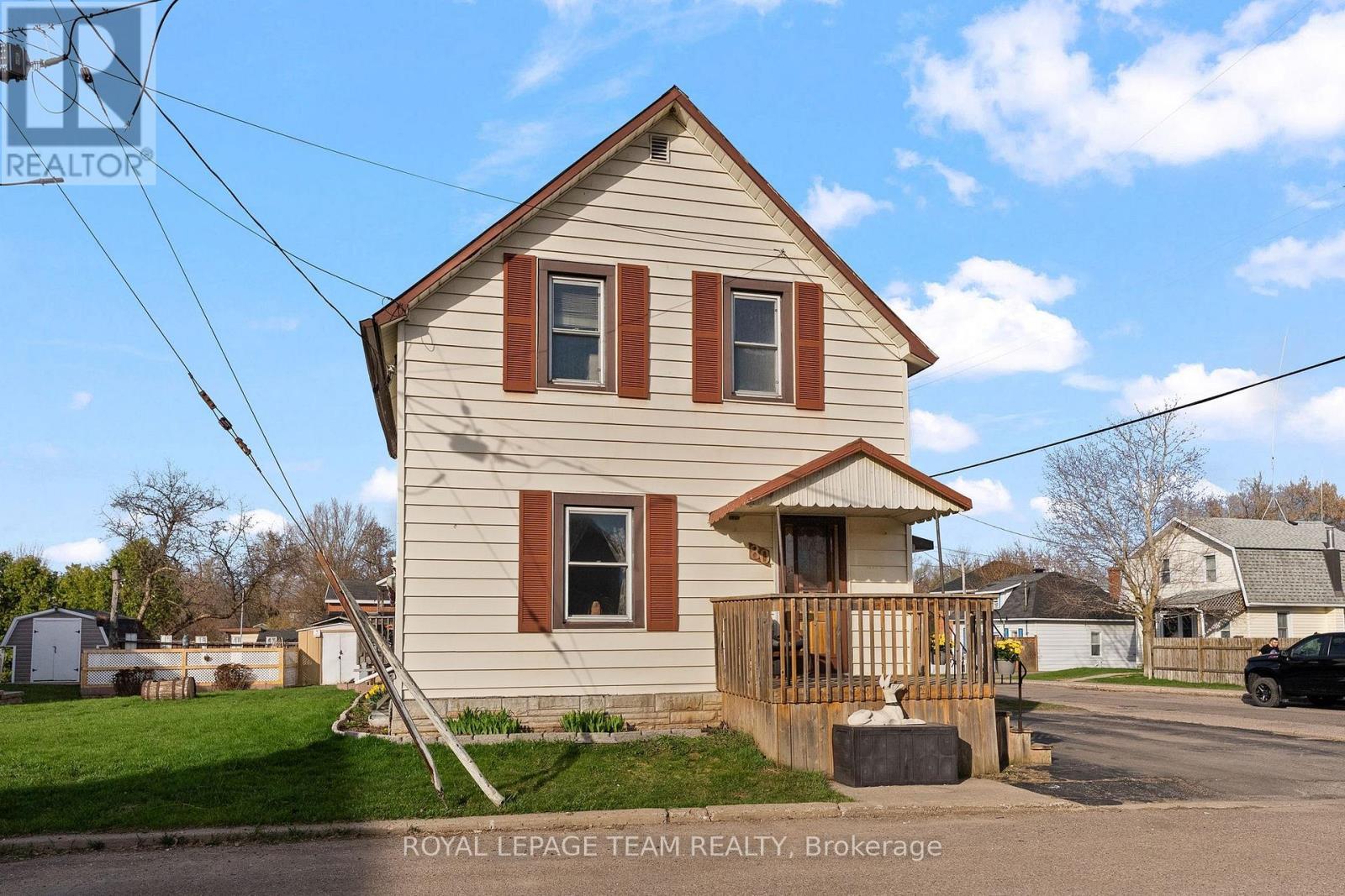 












80 BANK STREET S

,
Renfrew,




Ontario
K7V2E6

