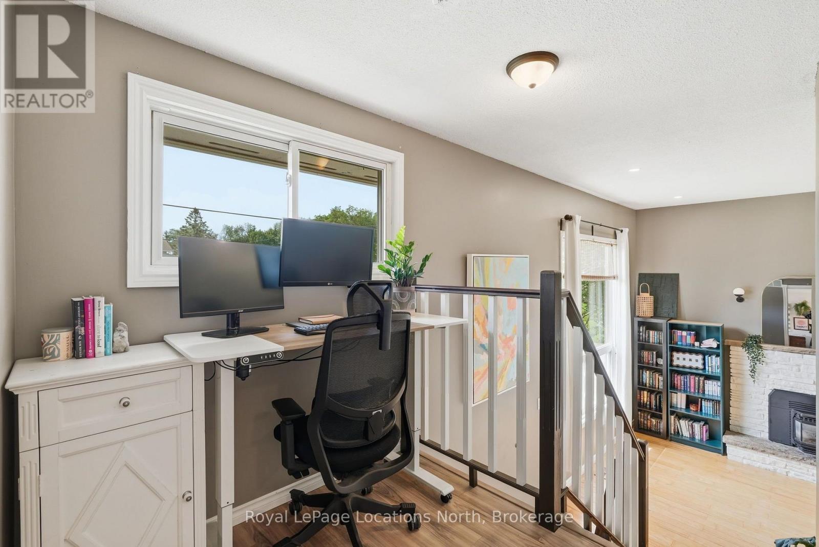 












2595 6TH AVENUE W

,
Owen Sound,




Ontario
N4K5J7

