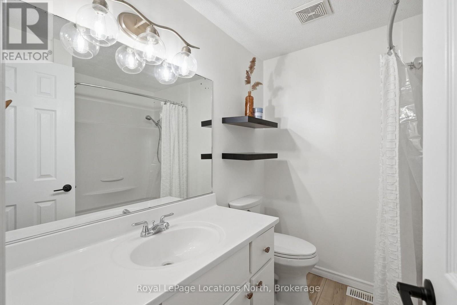 












2595 6TH AVENUE W

,
Owen Sound,




Ontario
N4K5J7

