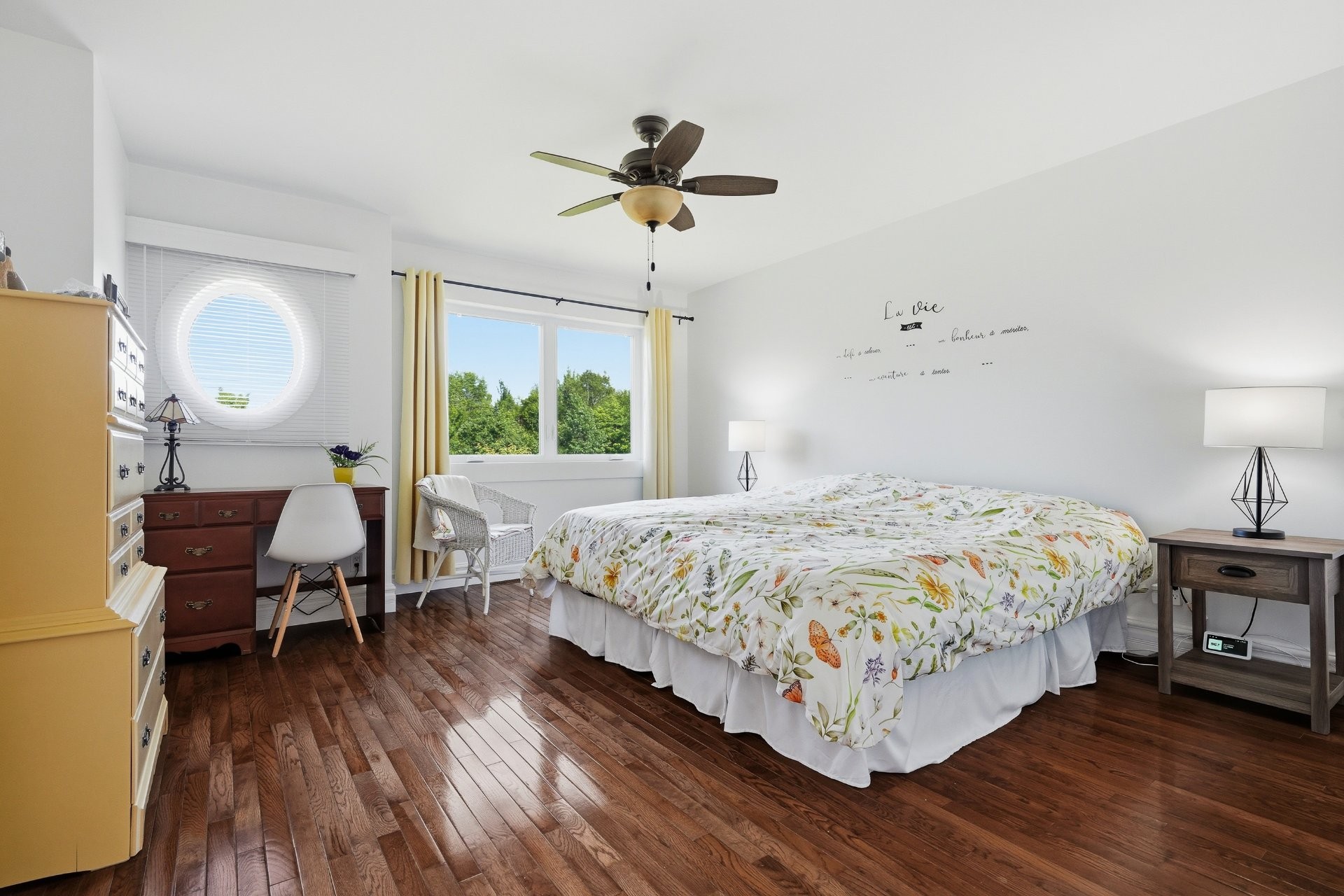 









4066


Ch. Montpetit

,
Austin,




QC
J1X5R9

