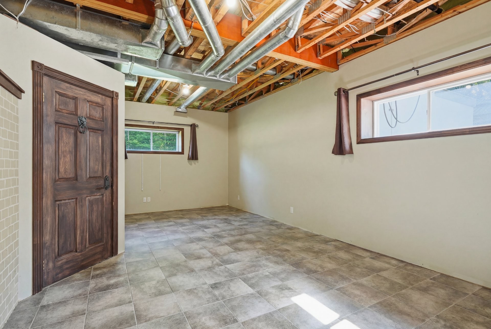 









4066


Ch. Montpetit

,
Austin,




QC
J1X5R9

