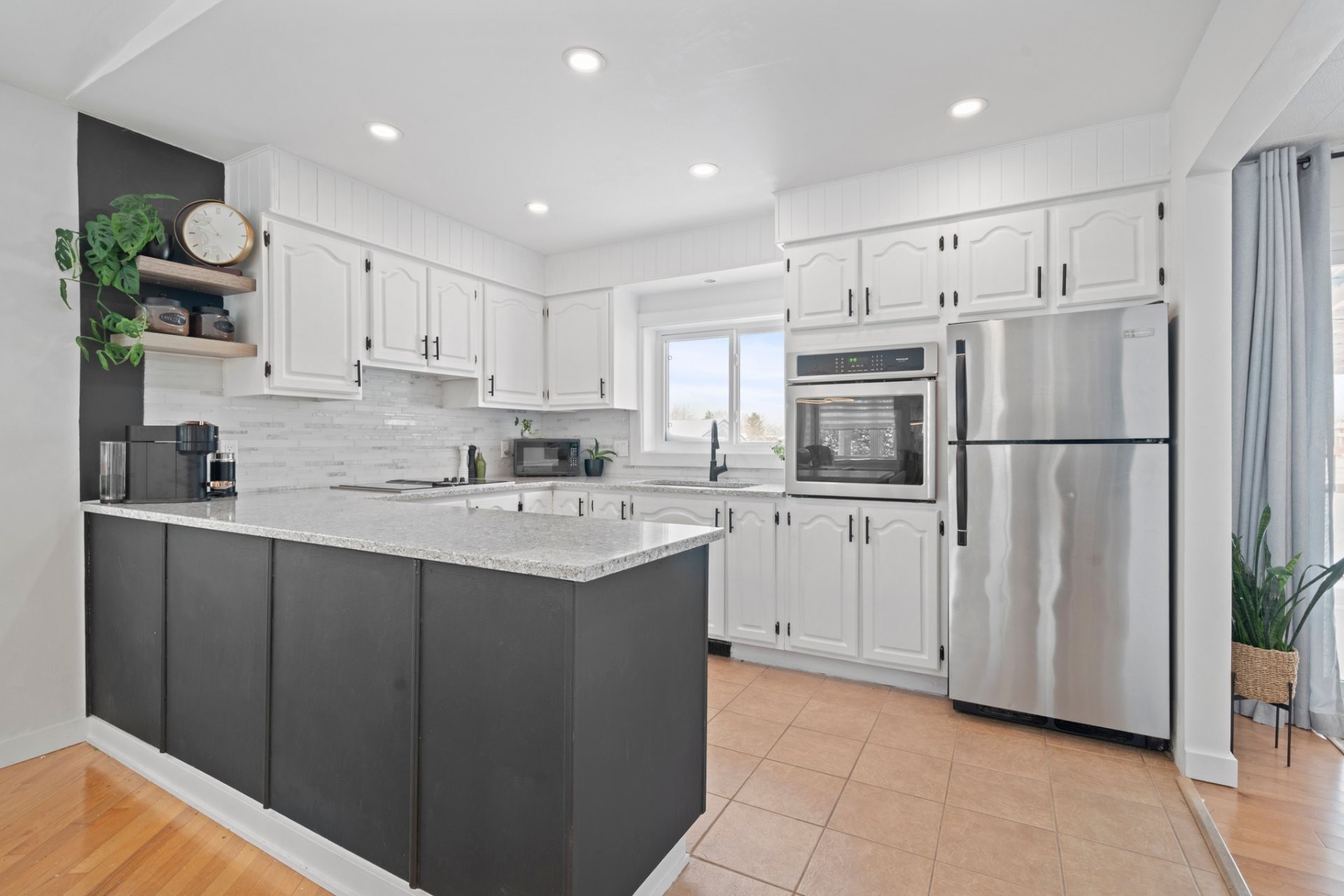 









5


Rue Île-Mathieu

,
Laval (Saint-François),




QC
H7A4C6

