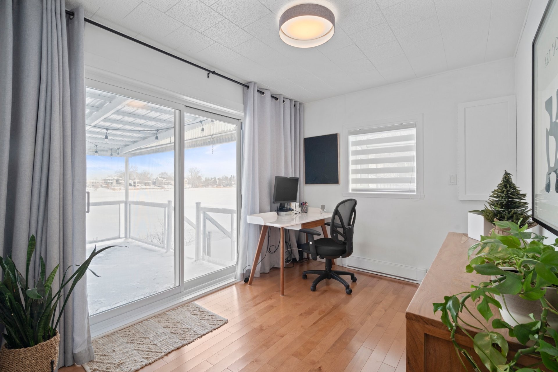 









5


Rue Île-Mathieu

,
Laval (Saint-François),




QC
H7A4C6

