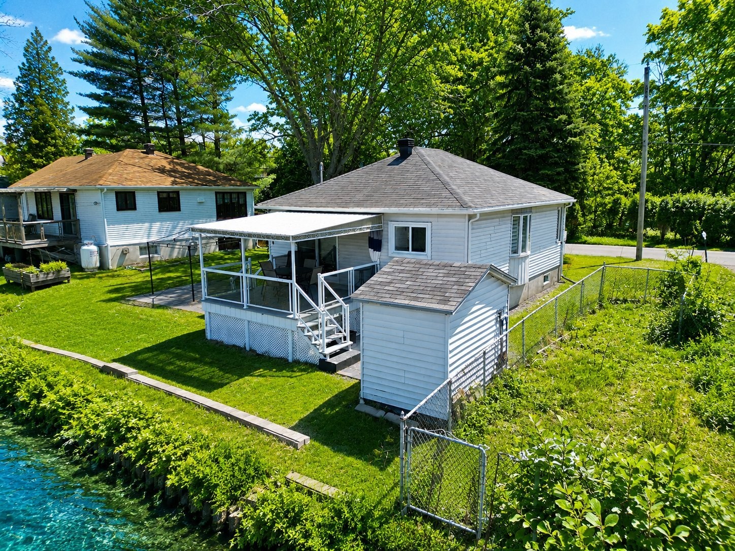 









5


Rue Île-Mathieu

,
Laval (Saint-François),




QC
H7A4C6

