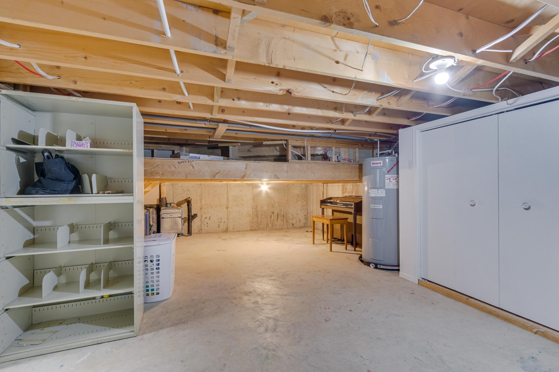 









19


Rue des Perdrix

,
Gatineau (Hull),




QC
J9A2V2

