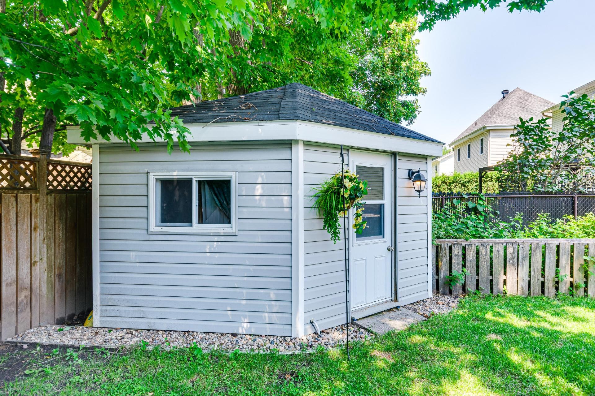 









19


Rue des Perdrix

,
Gatineau (Hull),




QC
J9A2V2

