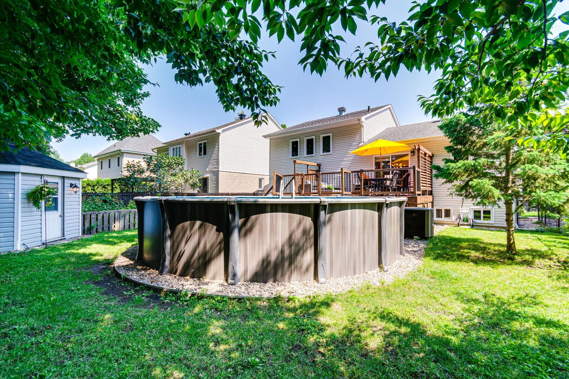 









19


Rue des Perdrix

,
Gatineau (Hull),




QC
J9A2V2

