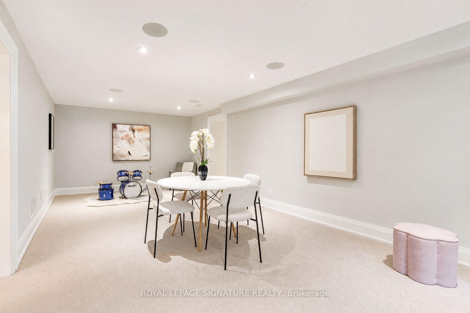 









12


Cudia

Crescent,
Toronto,




ON
M1M 2W8

